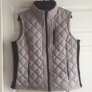 Lowered price Andrew Marc sleeveless puffer vest